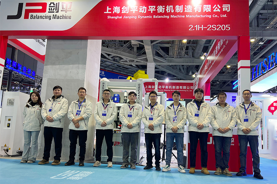 上海劍平參展機(jī)器人展